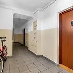 Metro Kabaty Homely By Bookinghost *