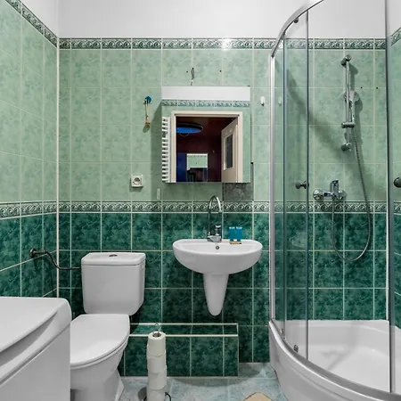 Apartment Metro Kabaty Homely Warsaw