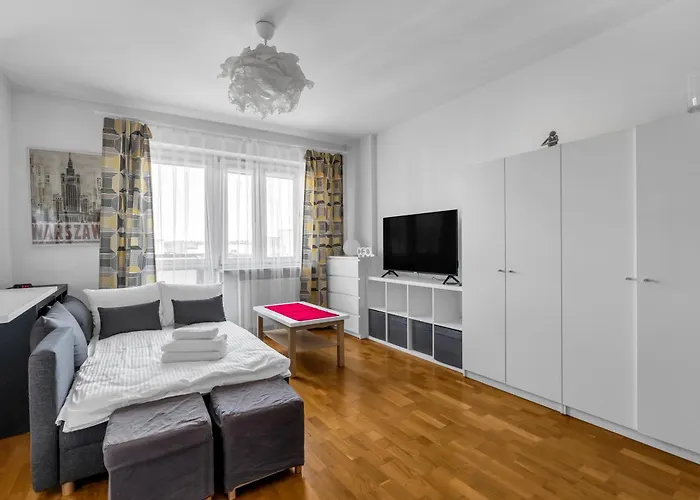 Metro Kabaty Homely By Bookinghost Daire *