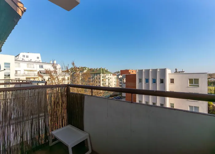 Daire Metro Kabaty Homely By Bookinghost